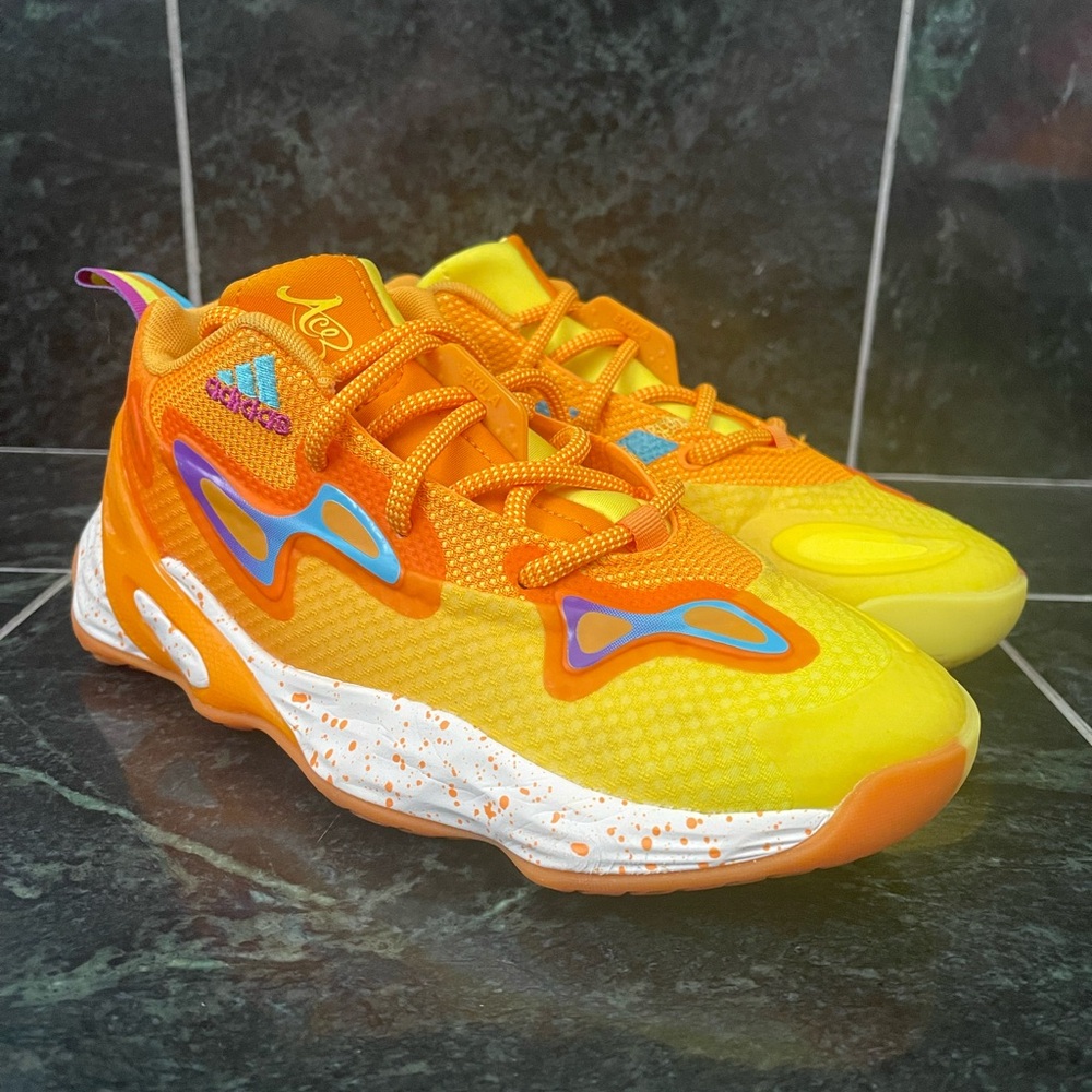Candace Parker x Adidas Women’s Size 5 Exhibit A Tennessee Orange Only Worn Once